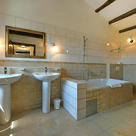 Vranje Selo By Istarski Dvori Villa